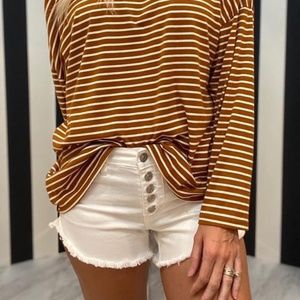 Button Down Frayed Hem Shorts